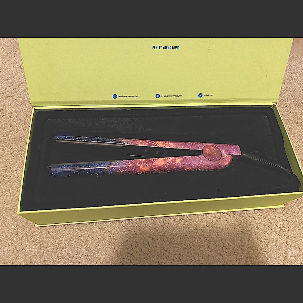 PYT full size flat iron with box!